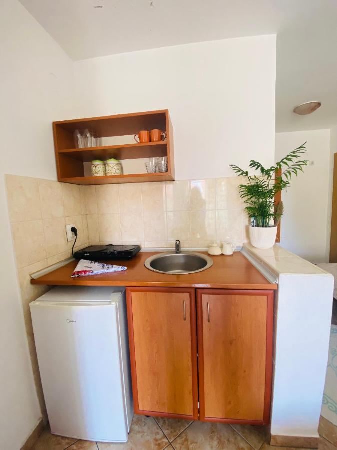 Miomir Perazic Apartments Petrovac Εξωτερικό φωτογραφία