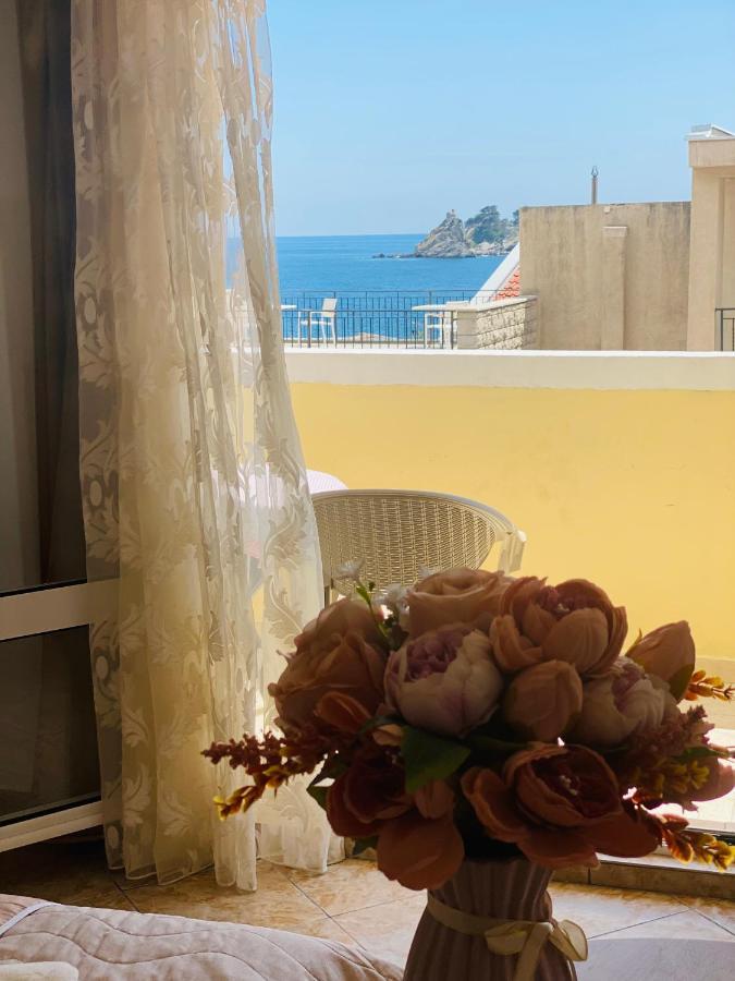 Miomir Perazic Apartments Petrovac Εξωτερικό φωτογραφία