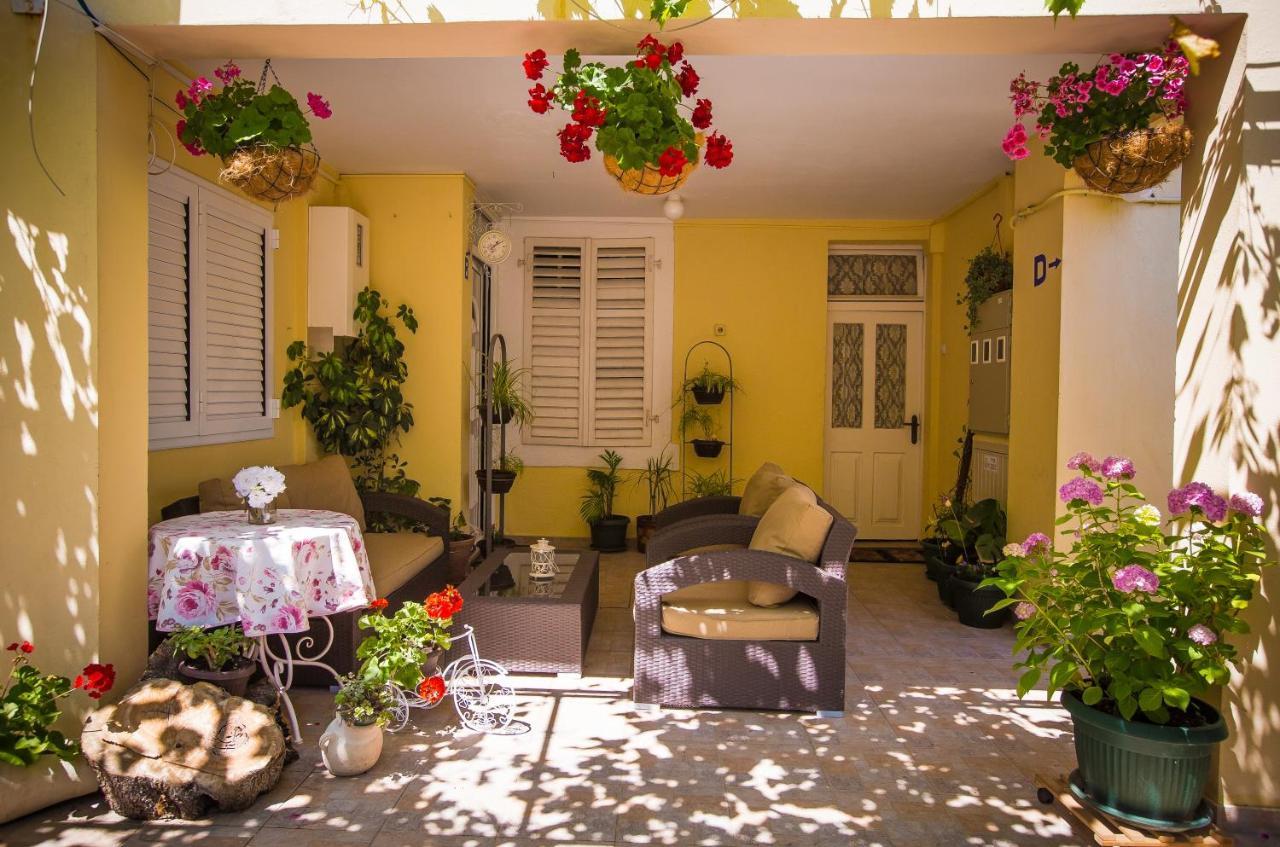 Miomir Perazic Apartments Petrovac Εξωτερικό φωτογραφία